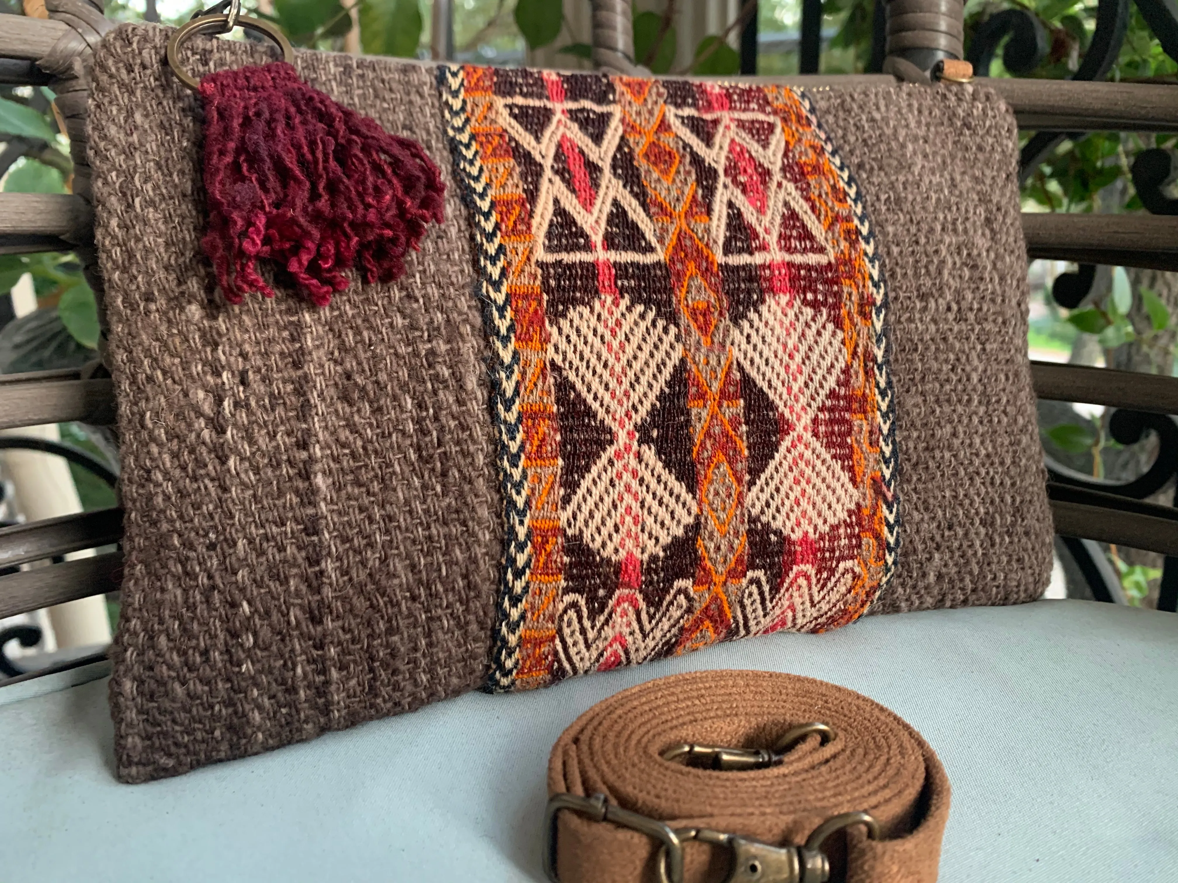 Cinturon Convertible Bag in Brown (MORE TEXTILES)